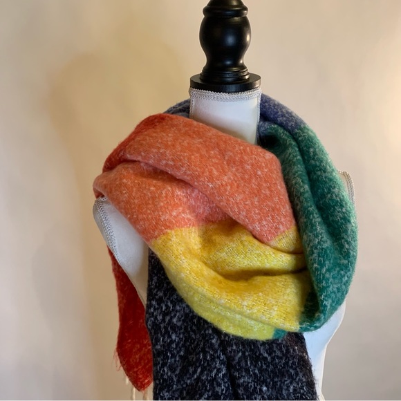 Mixit Multi-color Pastel Blanket Scarf - Picture 4 of 9